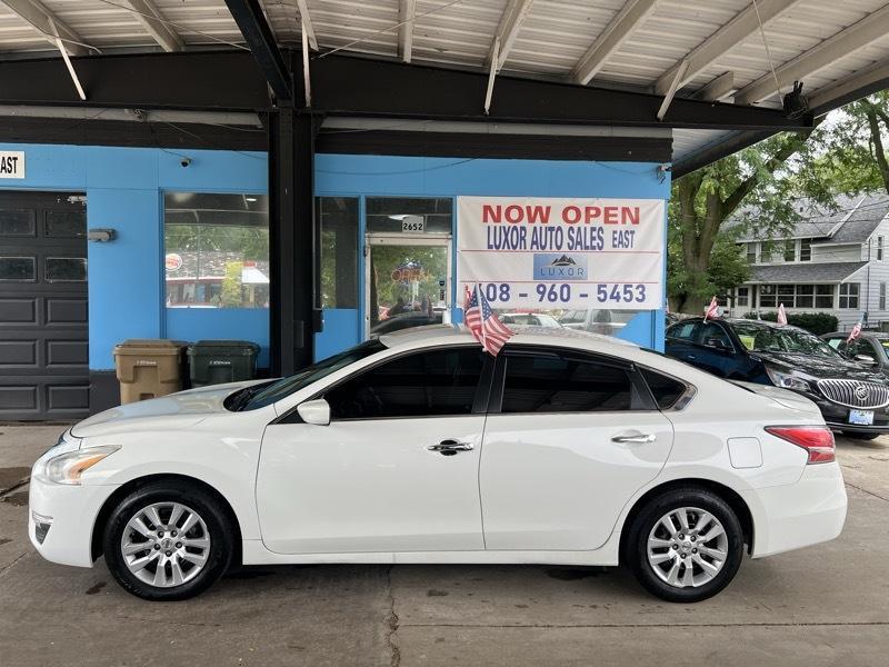 Nissan Altima 2.5 S 2015
