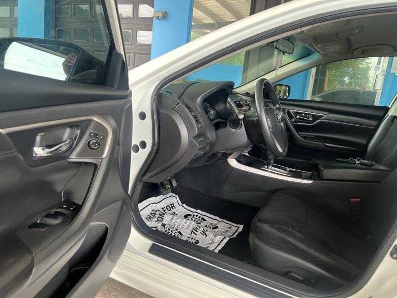 Nissan Altima 2.5 S 2015