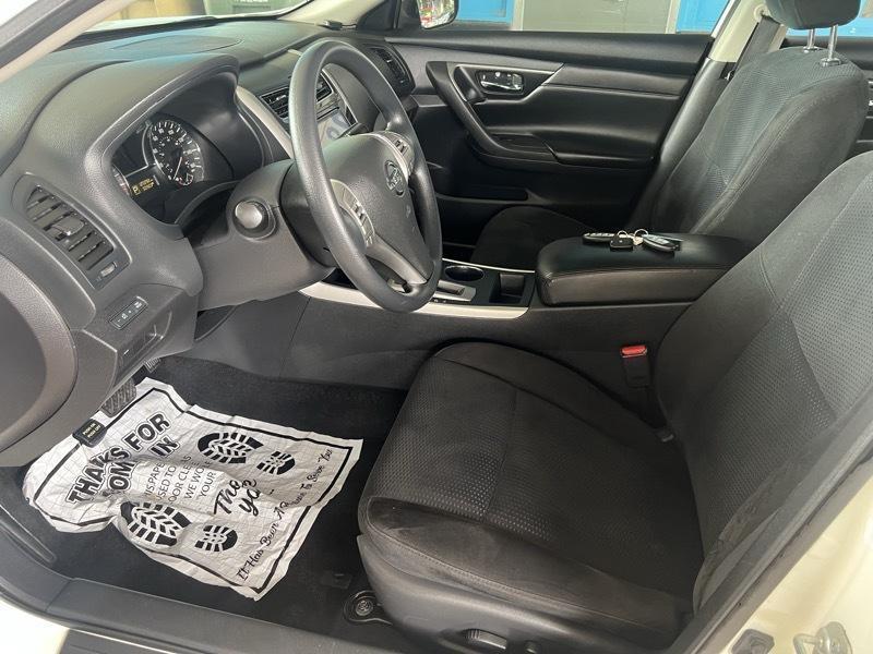 Nissan Altima 2.5 S 2015