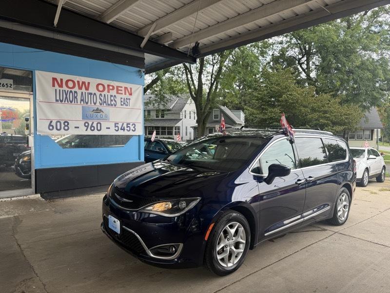 Chrysler Pacifica Touring-L Plus 2017