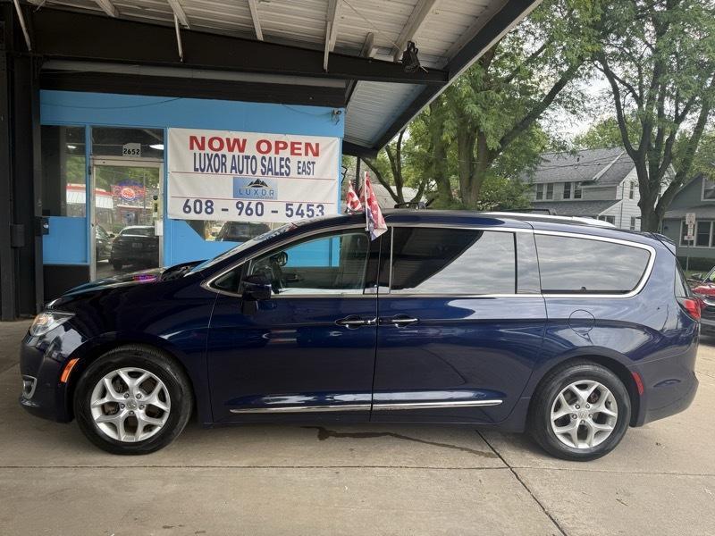 Chrysler Pacifica Touring-L Plus 2017