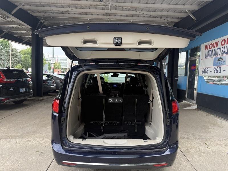 Chrysler Pacifica Touring-L Plus 2017