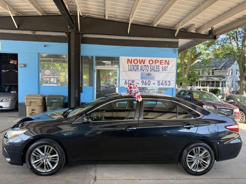 Toyota Camry SE 2015