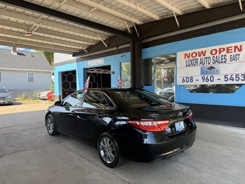 Toyota Camry SE 2015
