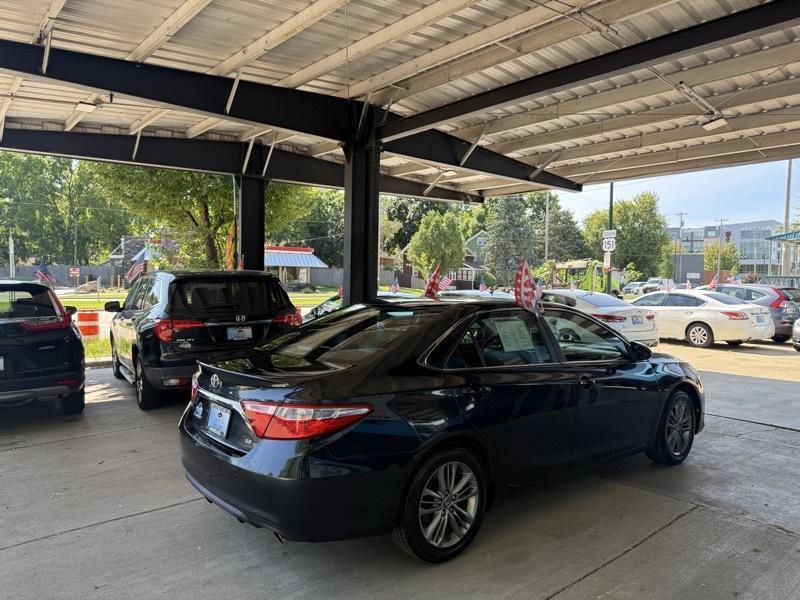 Toyota Camry SE 2015