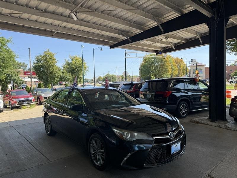Toyota Camry SE 2015