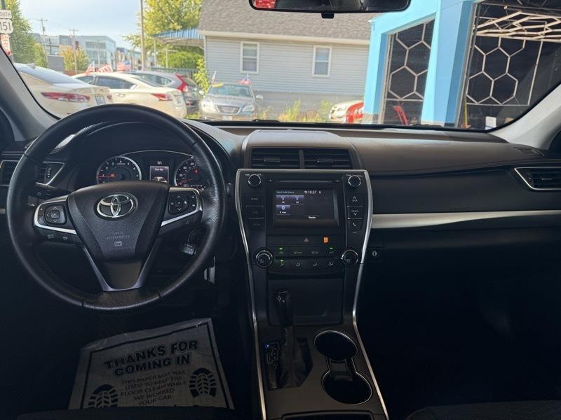 Toyota Camry SE 2015