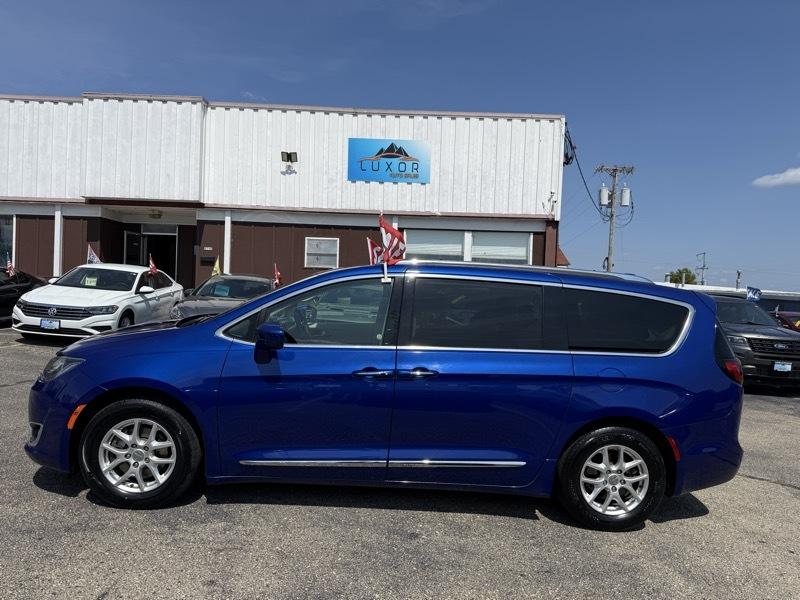 Chrysler Pacifica Touring L 2020