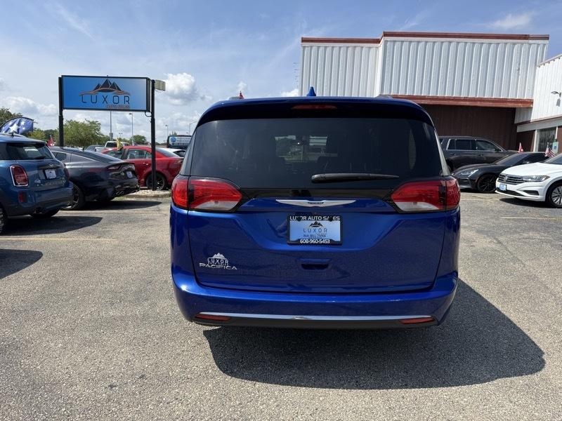 Chrysler Pacifica Touring L 2020