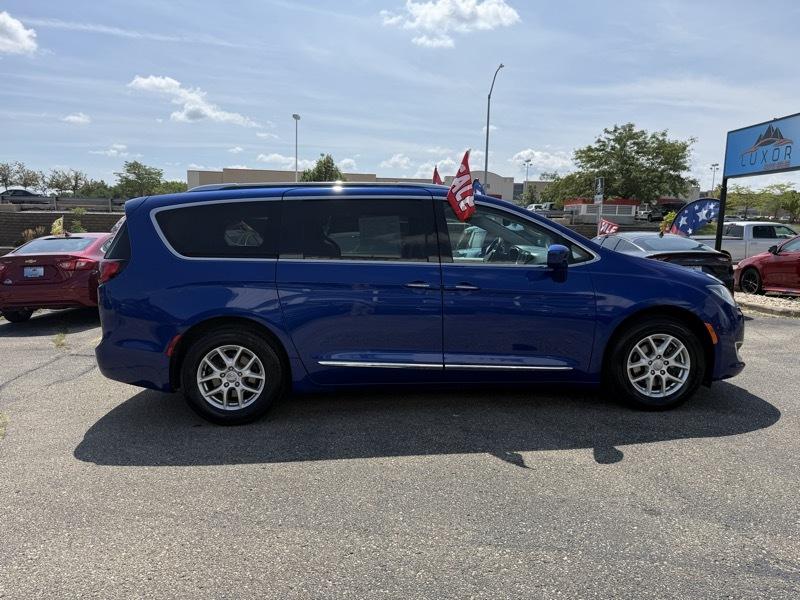 Chrysler Pacifica Touring L 2020