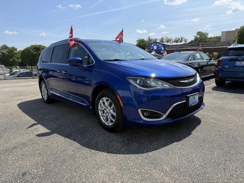 Chrysler Pacifica Touring L 2020
