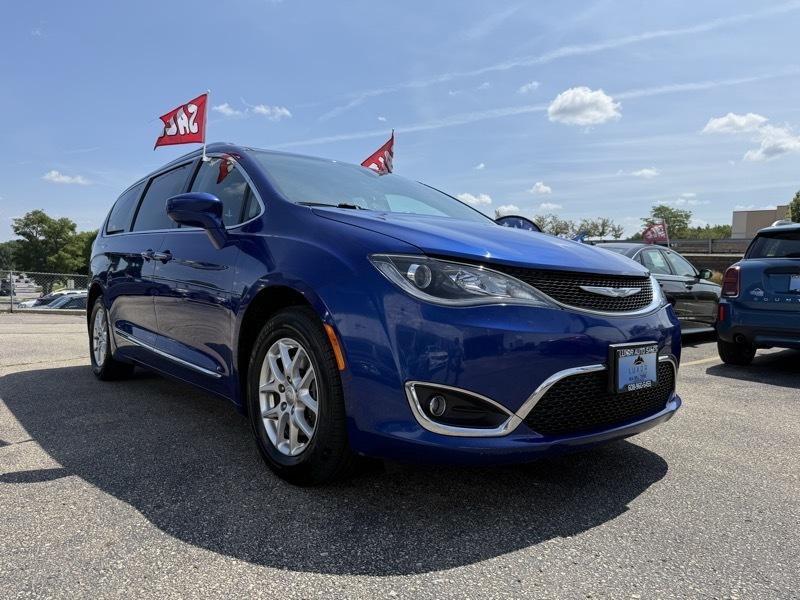 Chrysler Pacifica Touring L 2020