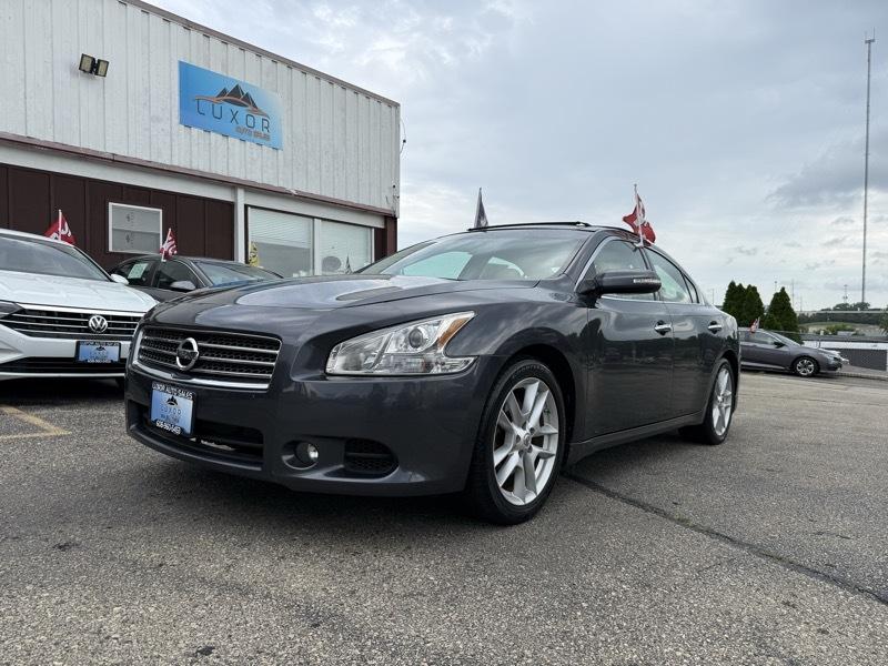 Nissan Maxima S 2009