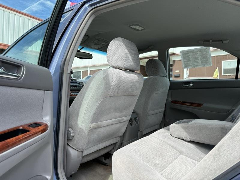 Toyota Corolla XLE 2003