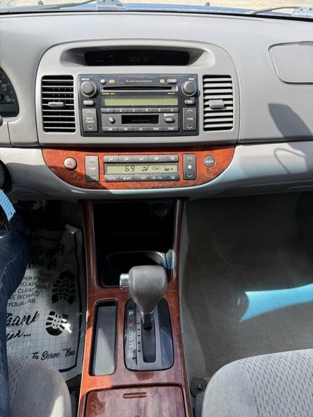 Toyota Corolla XLE 2003