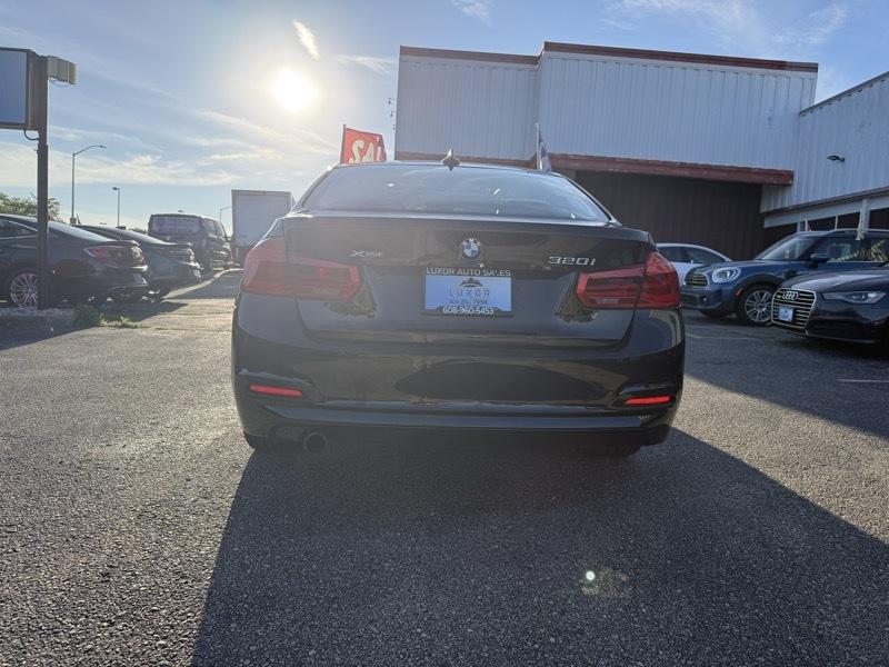 BMW 320i xDrive  2016