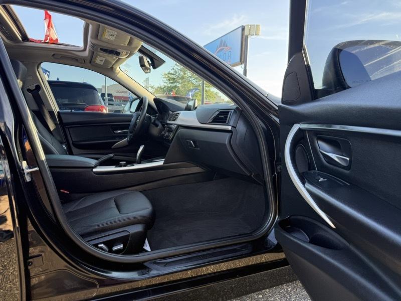 BMW 320i xDrive  2016