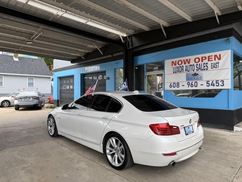 BMW 5-Series 535i xDrive 2016