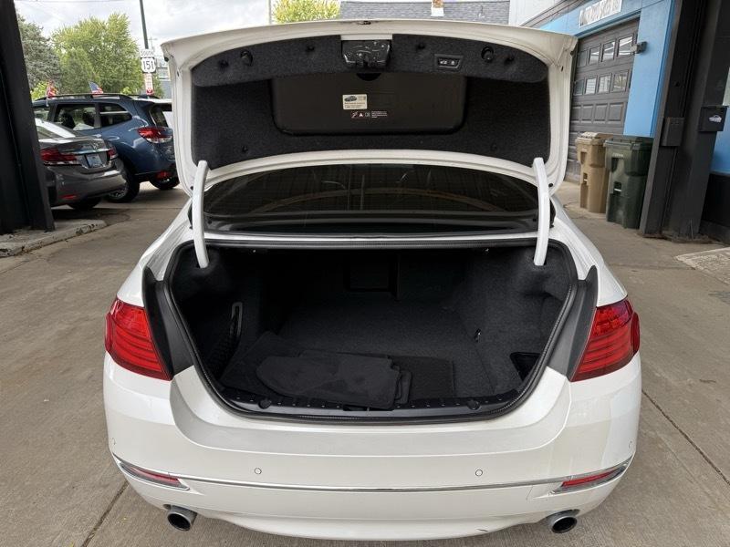 BMW 5-Series 535i xDrive 2016