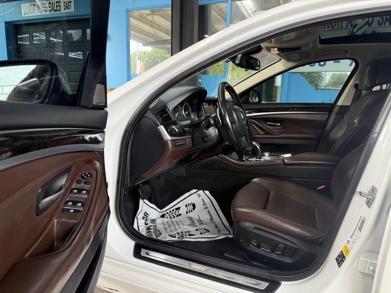 BMW 5-Series 535i xDrive 2016