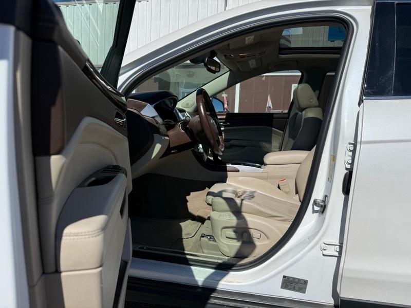 Cadillac SRX Performance Collection 2013