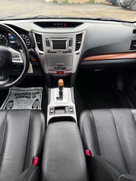 Subaru Outback 2.5i Limited 2013