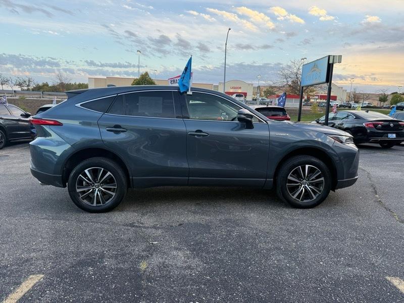 Toyota Venza LE 2021