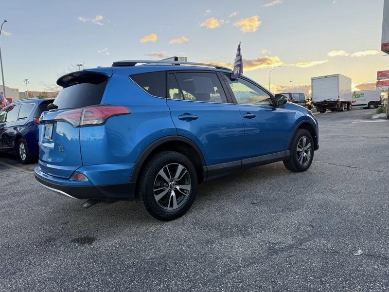 Toyota RAV4 XLE 2016