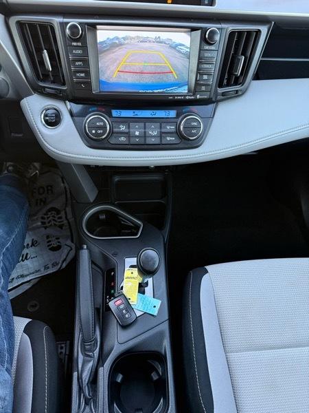 Toyota RAV4 XLE 2016
