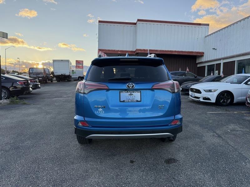 Toyota RAV4 XLE AWD 2016