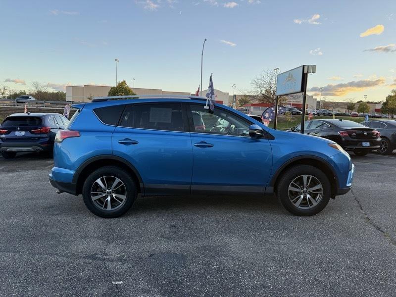 Toyota RAV4 XLE AWD 2016