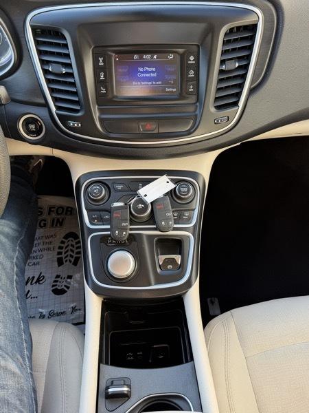 Chrysler 200 Limited 2015