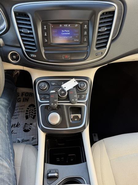 Chrysler 200 Limited 2015