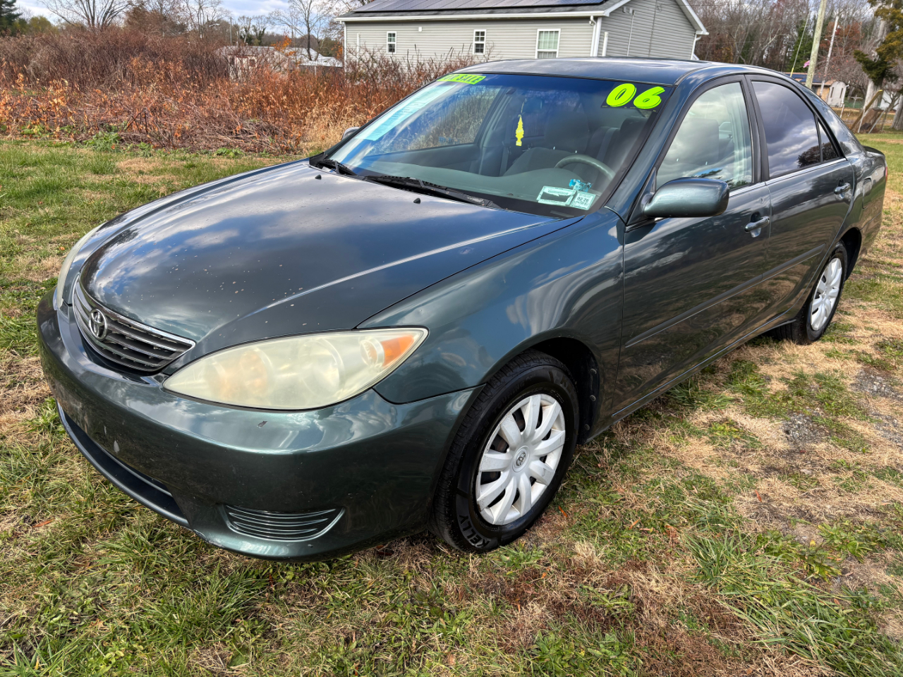 2006 Toyota Camry 4dr Sdn XLE Auto (Natl)