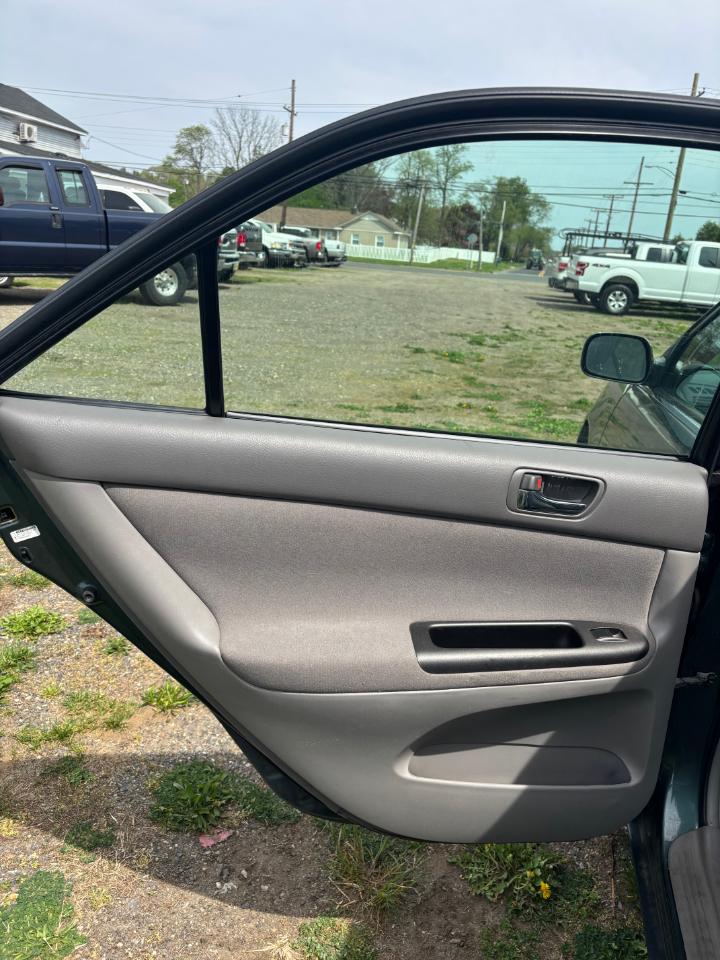 Toyota Camry LE 2006