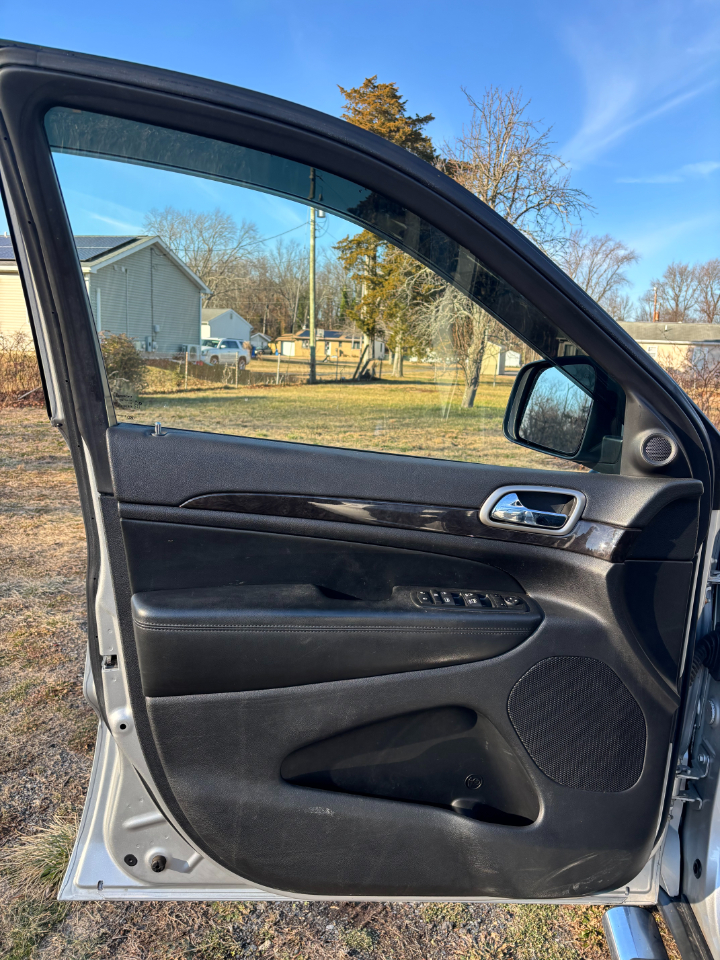 Jeep Grand Cherokee Laredo 2012