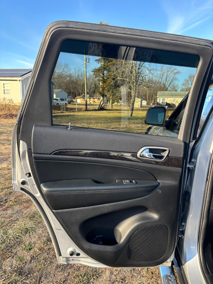 Jeep Grand Cherokee Laredo 2012