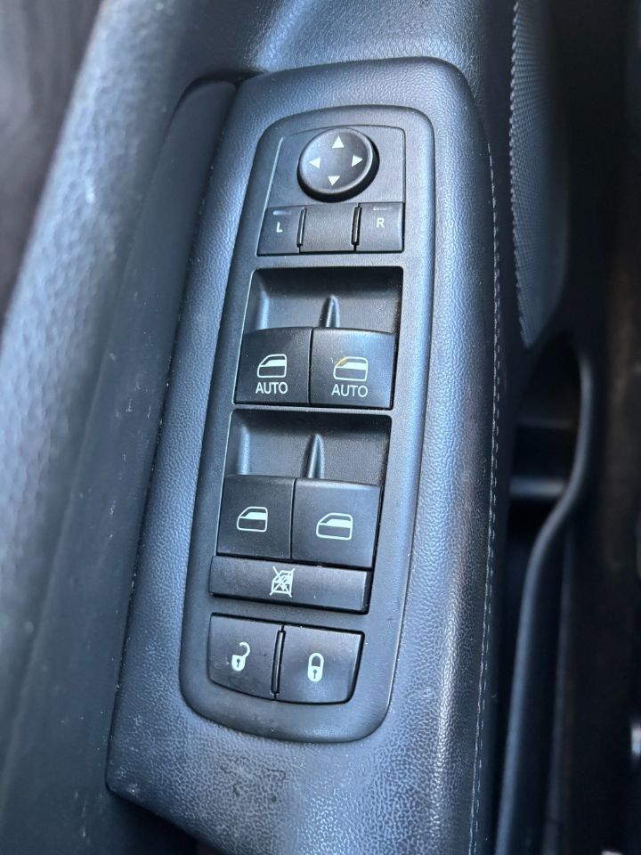 Jeep Grand Cherokee Laredo 2012