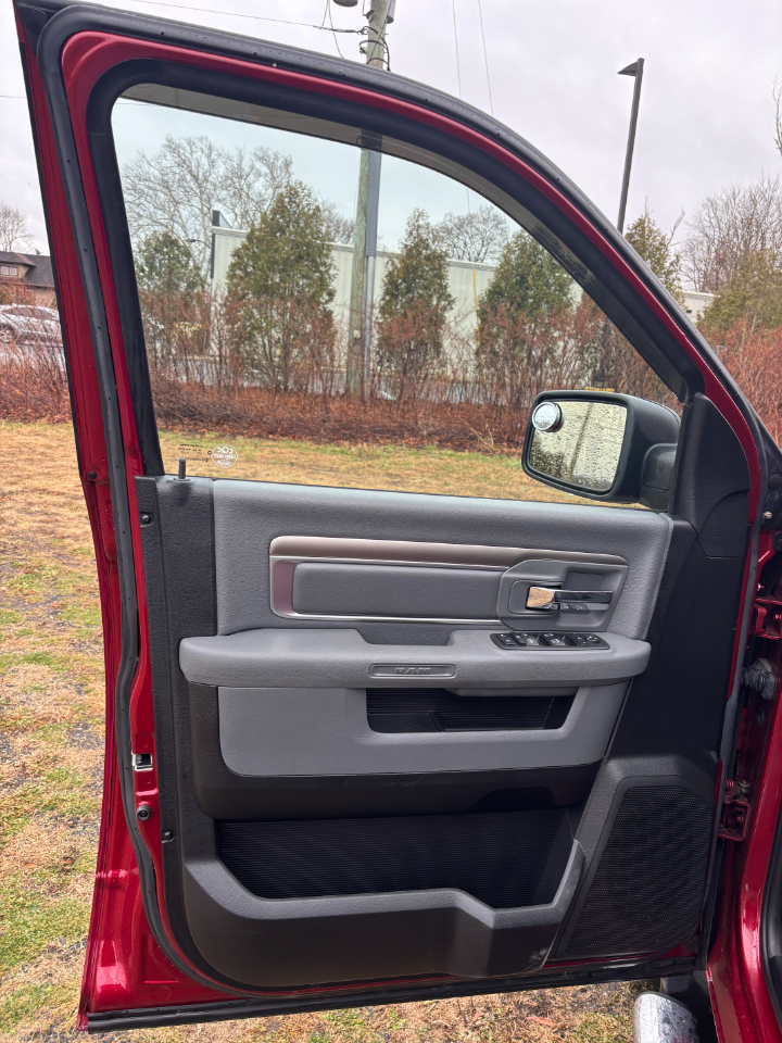 RAM 1500 SLT Quad Cab 4WD 2013