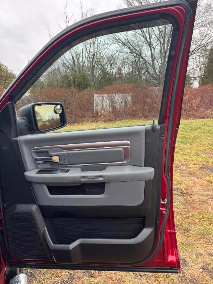 RAM 1500 SLT Quad Cab 4WD 2013