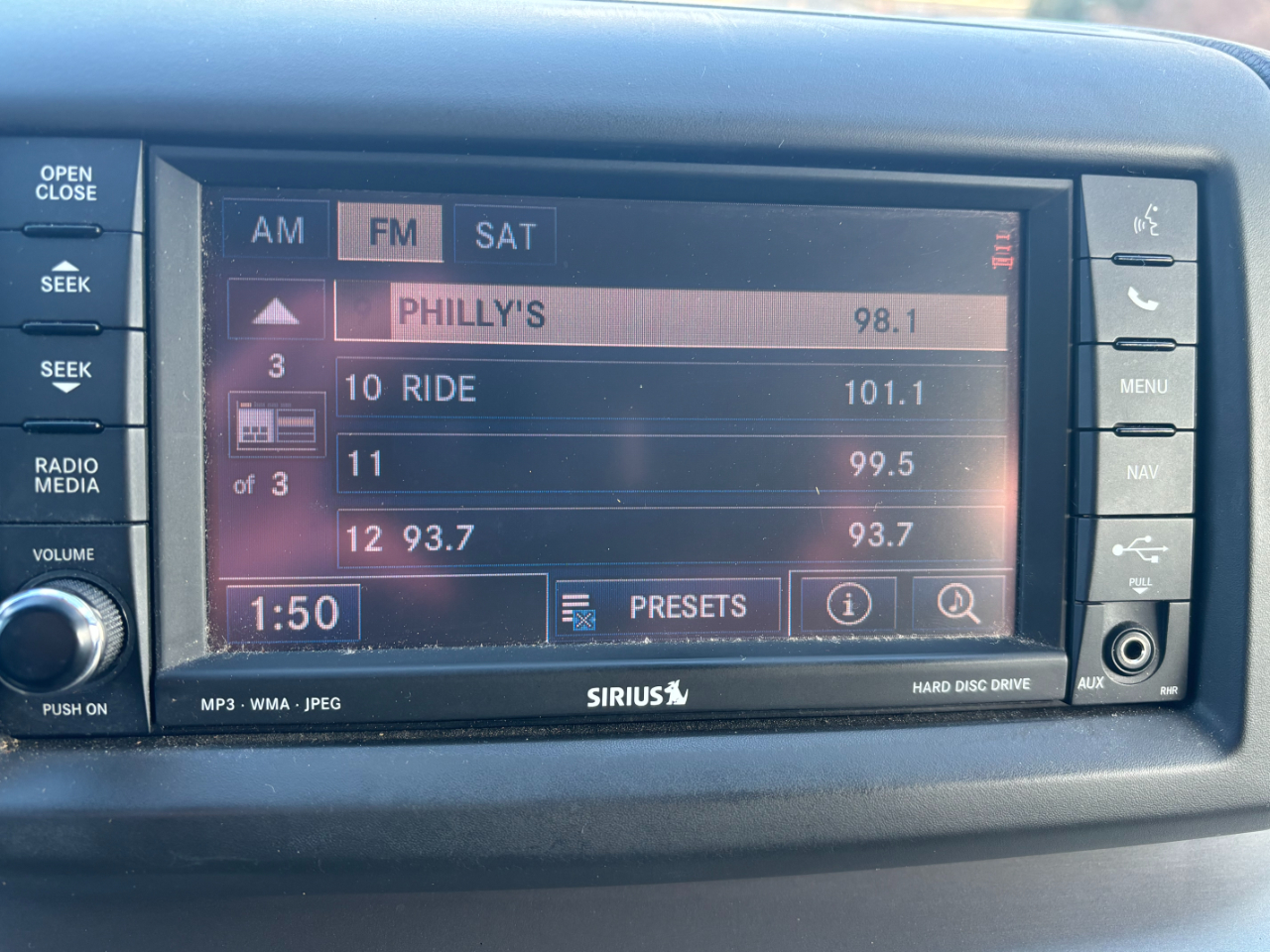 Volkswagen Routan SE 2014