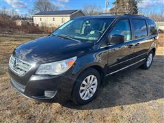2014 Volkswagen Routan 