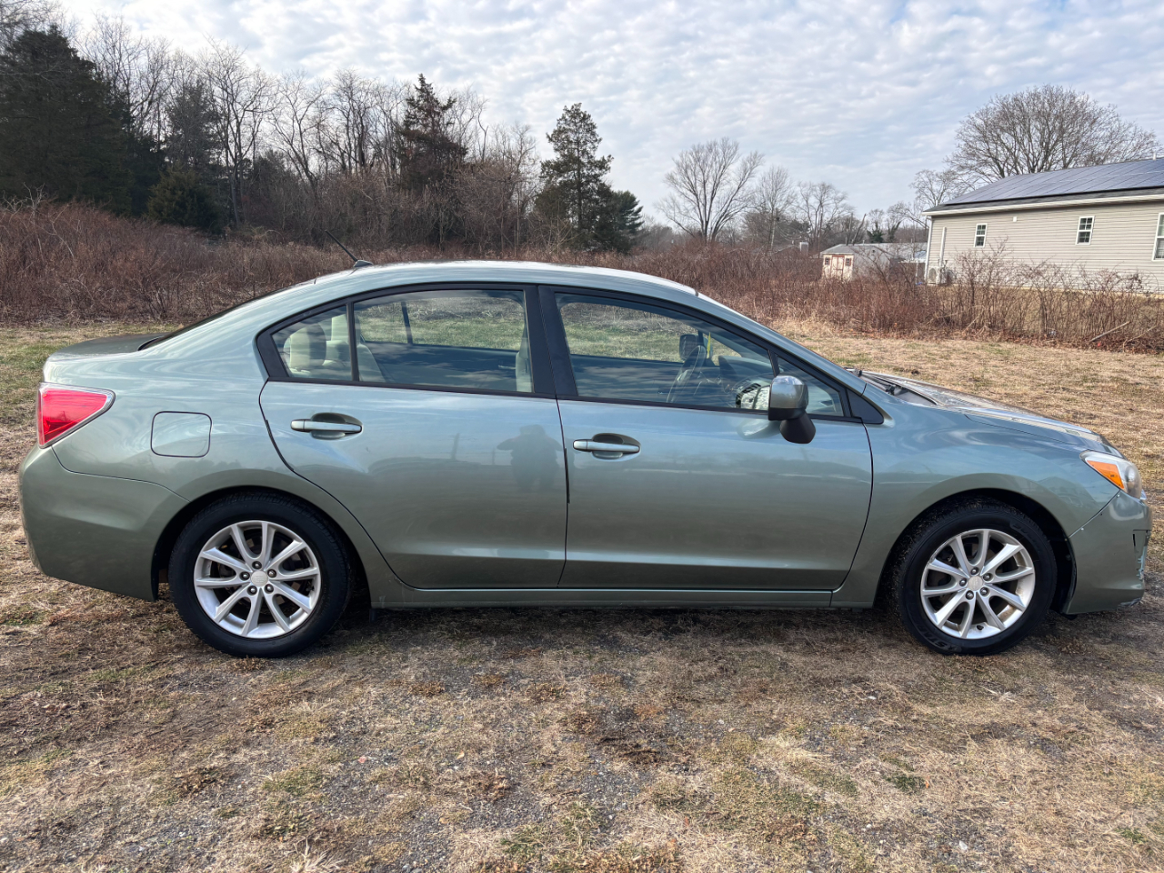 Subaru Impreza Sedan 4dr Auto 2.0i Premium 2014