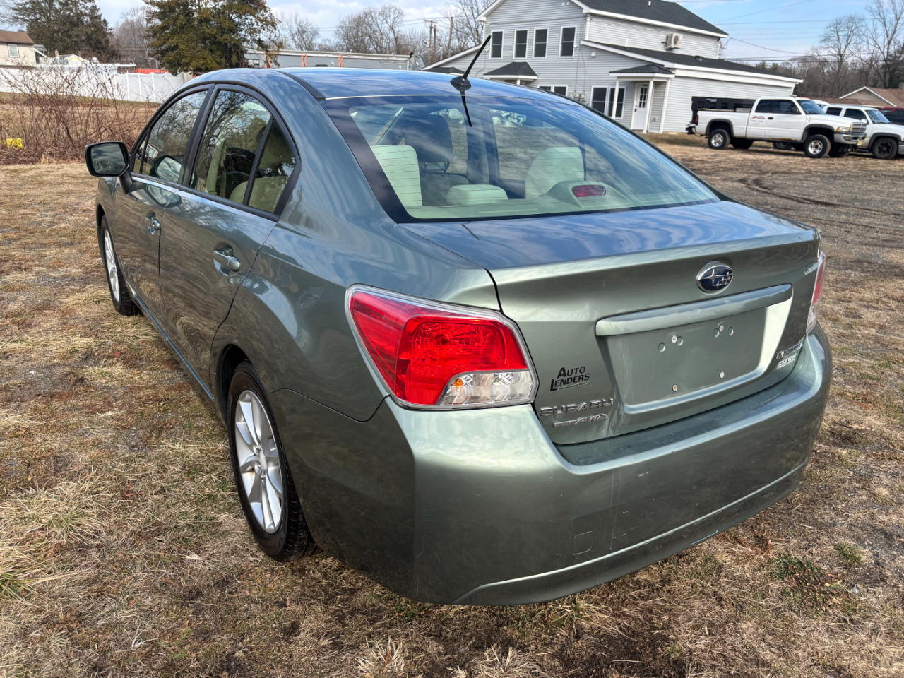 Subaru Impreza Sedan 4dr Auto 2.0i Premium 2014