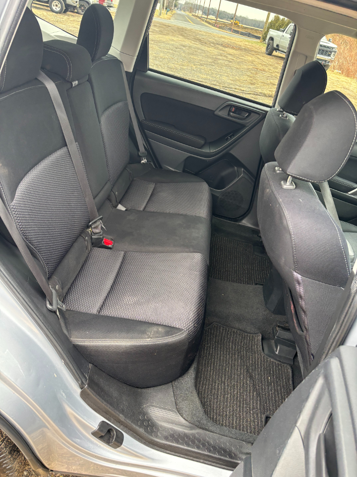 Subaru Forester 4dr CVT 2.5i Premium PZEV 2015