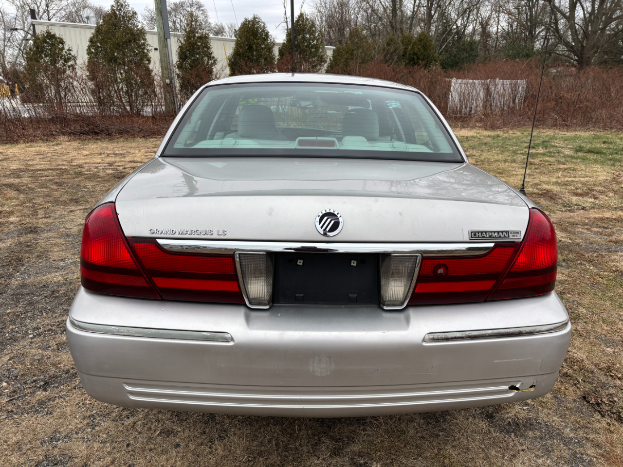 Mercury Grand Marquis 4dr Sdn LS Premium 2005