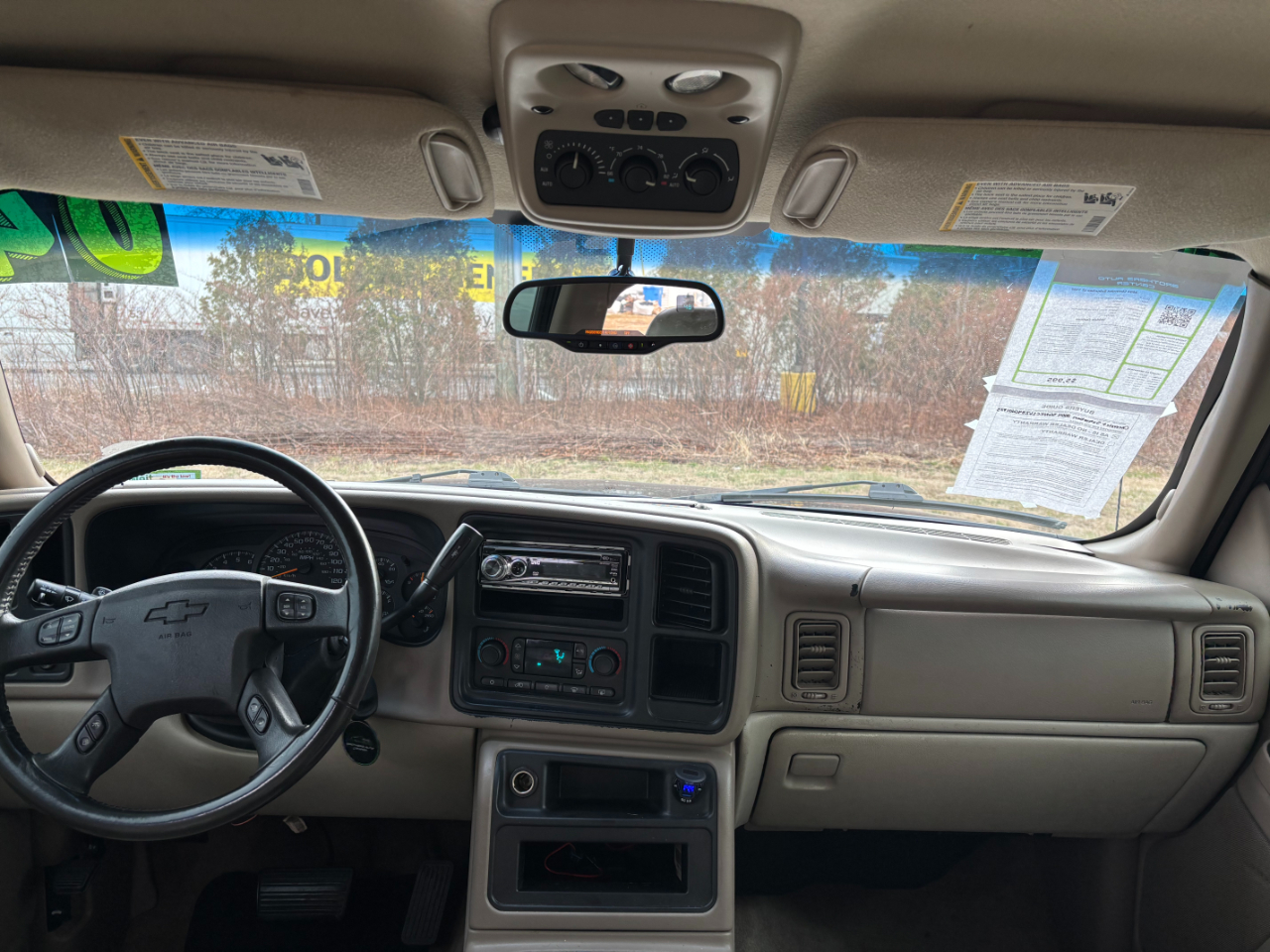 Chevrolet Suburban LT 1500 2004