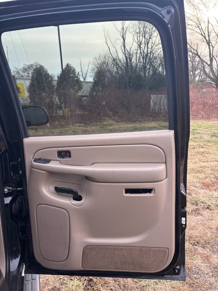 Chevrolet Suburban LT 1500 2004