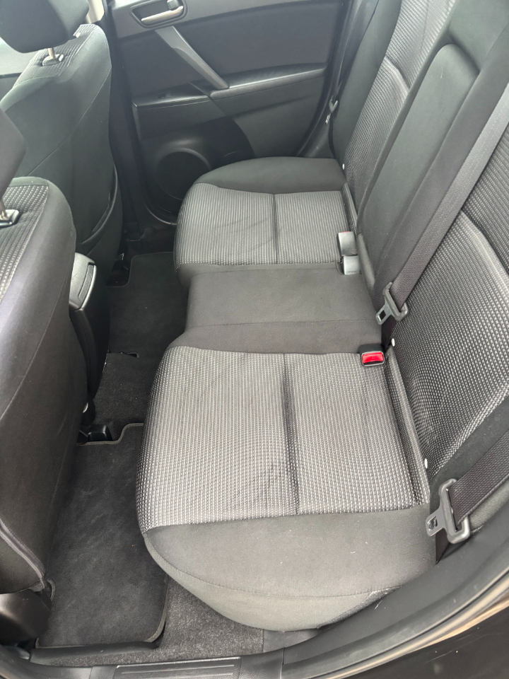 Mazda MAZDA3 i Touring 2013