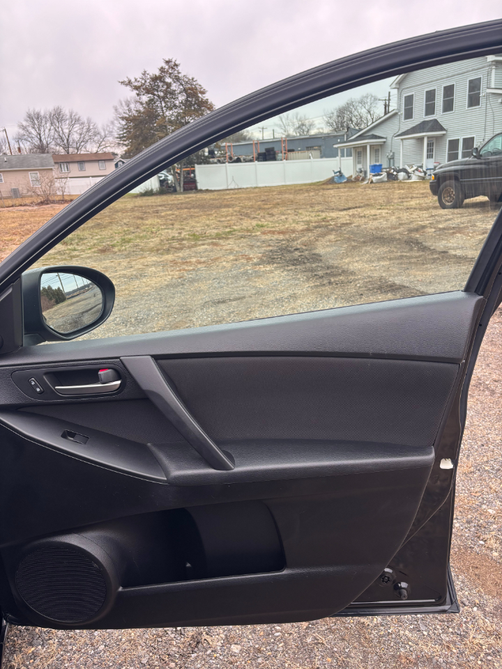 Mazda MAZDA3 i Touring 2013